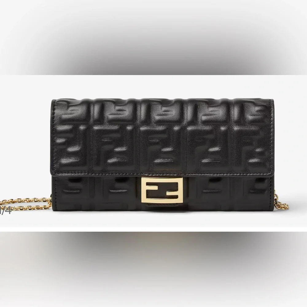 New Fendi baguette, Continental wallet with chain - Picture 1 of 7